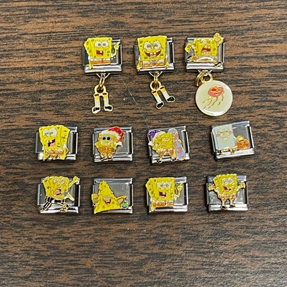 10 Sponge Bob Casa D'oro Italian Charm Bracelet - Picture 1 of 2